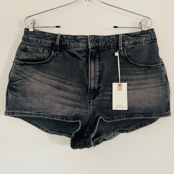 Good American Pants - NWT Good American High Rise Denim Booty Short 1.5" Black Summer Sexy Women 12/31